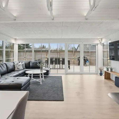 Holiday home Super Cozy In Nordic Style In Holl *